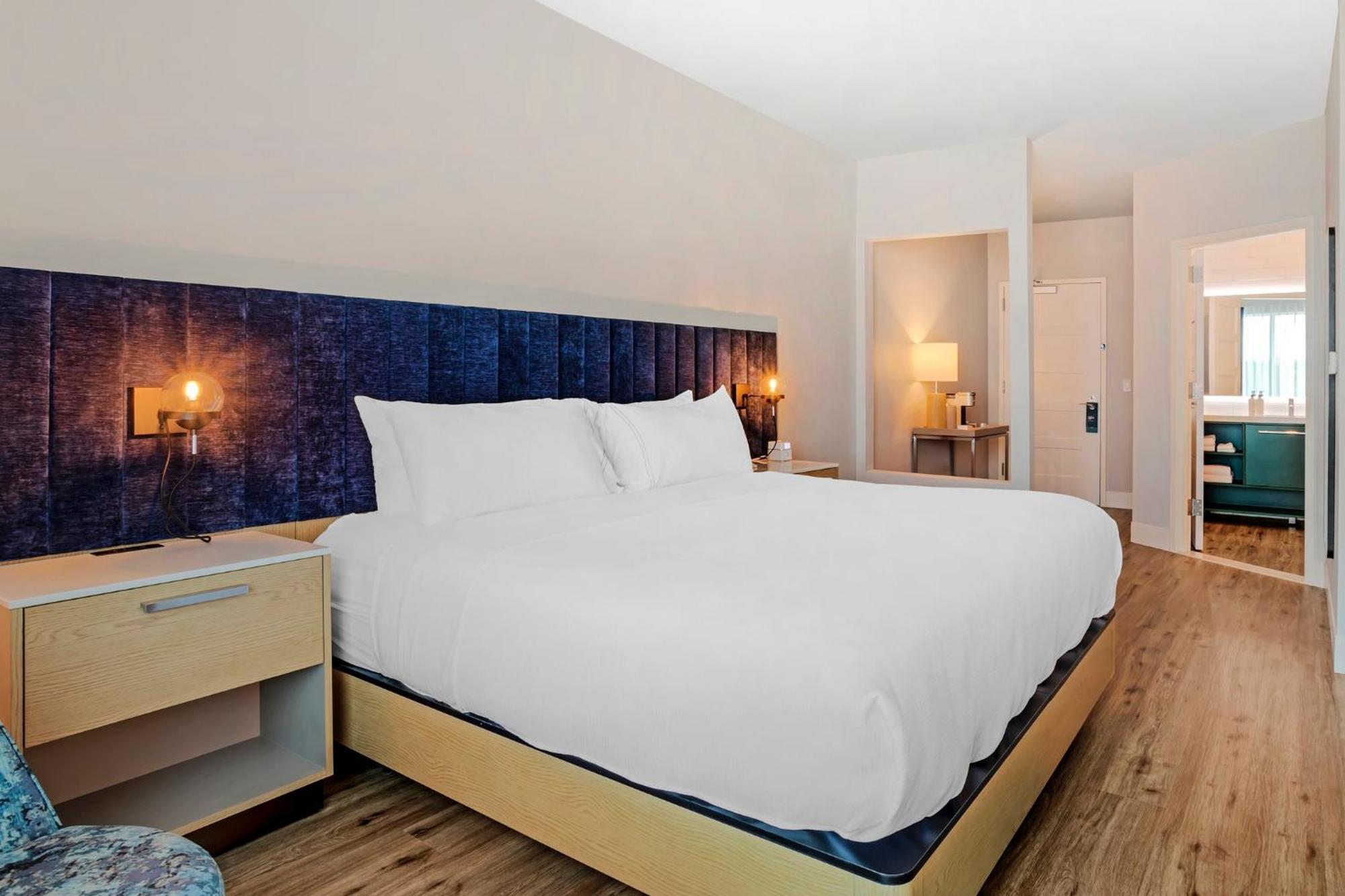 Even Hotel Waco - University Area By Ihg Экстерьер фото